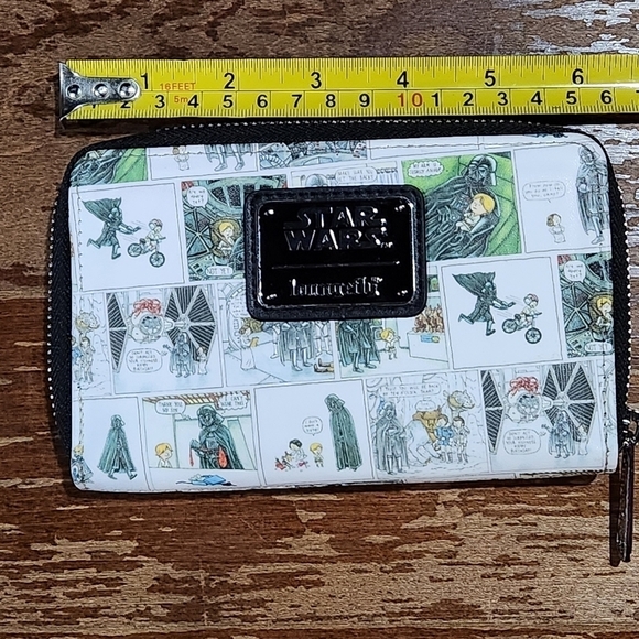 Loungefly Star Wars Darth Vader Comic Strip Zip-Around Wallet. - Picture 4 of 10